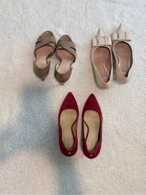 Hugo Boss Burgundy Pointed Toe Suede Pumps